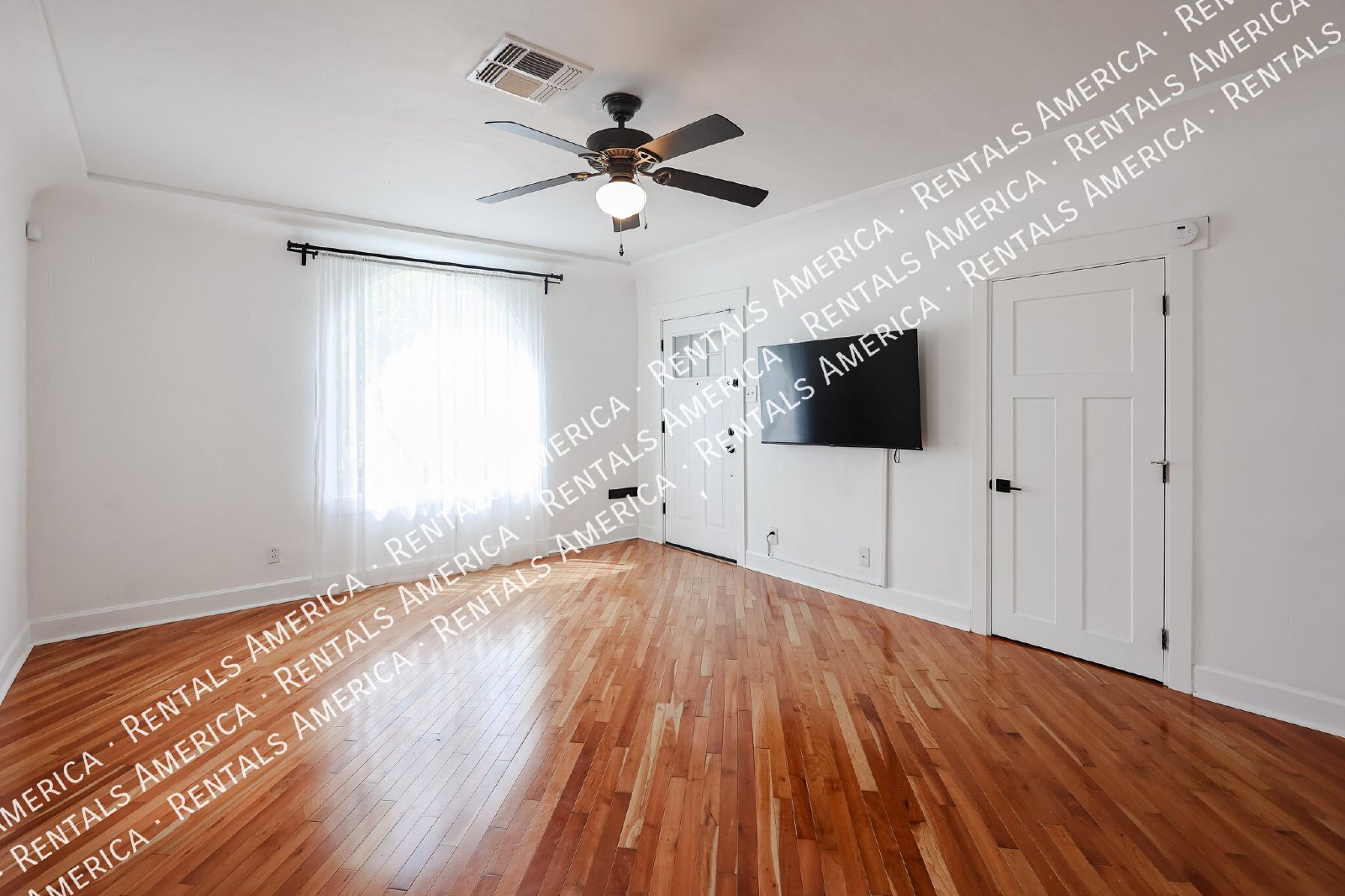 724 E Portland St property image