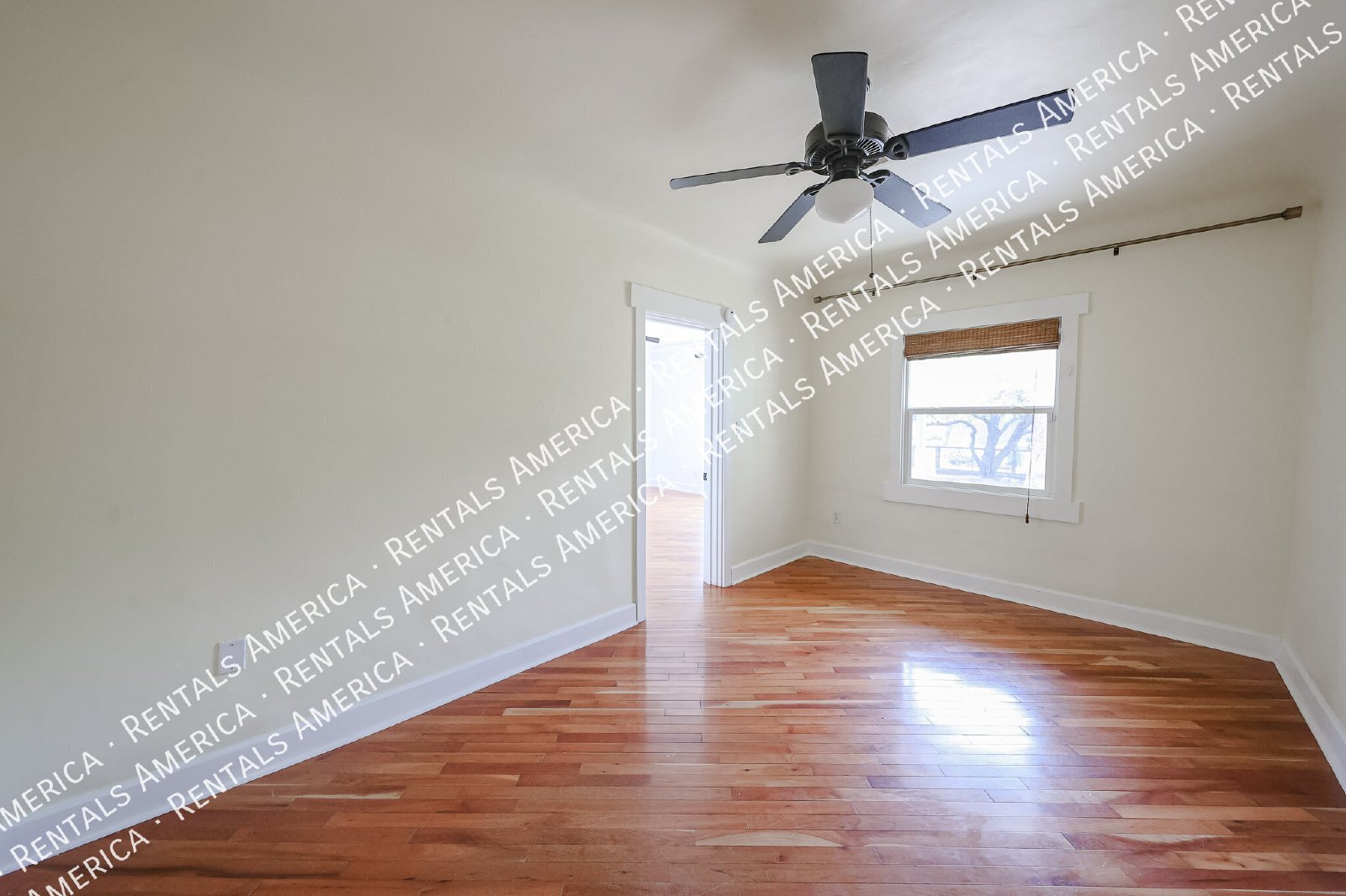 724 E Portland St property image