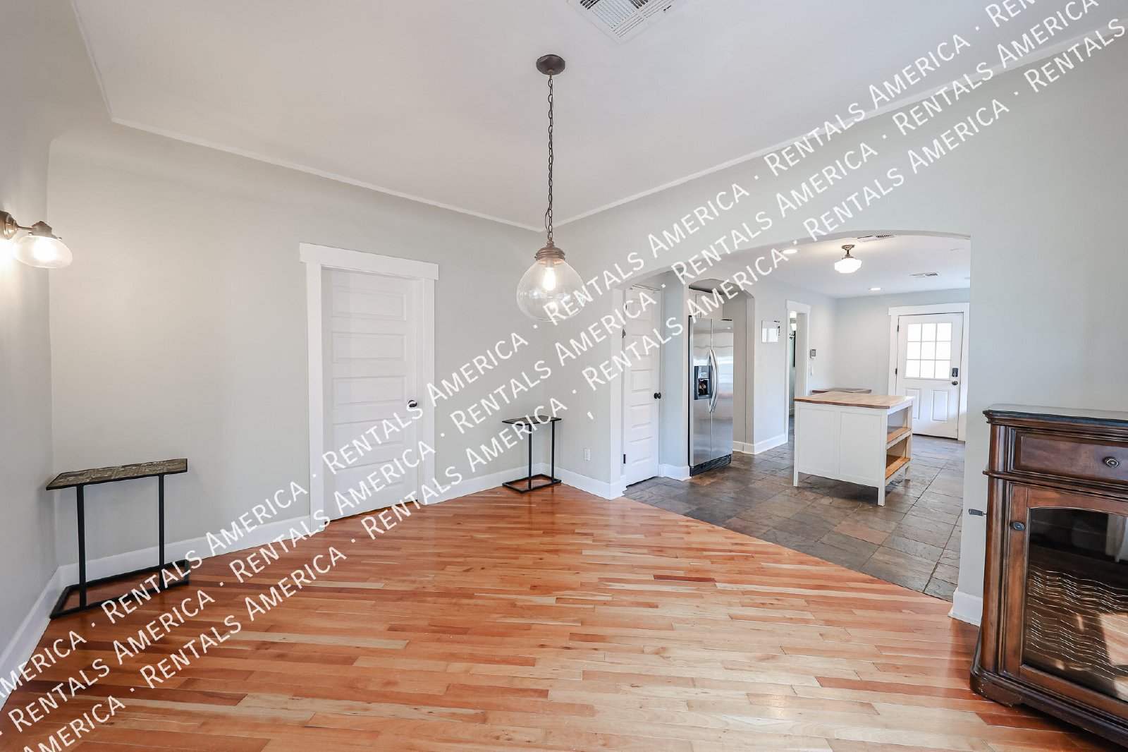 724 E Portland St property image