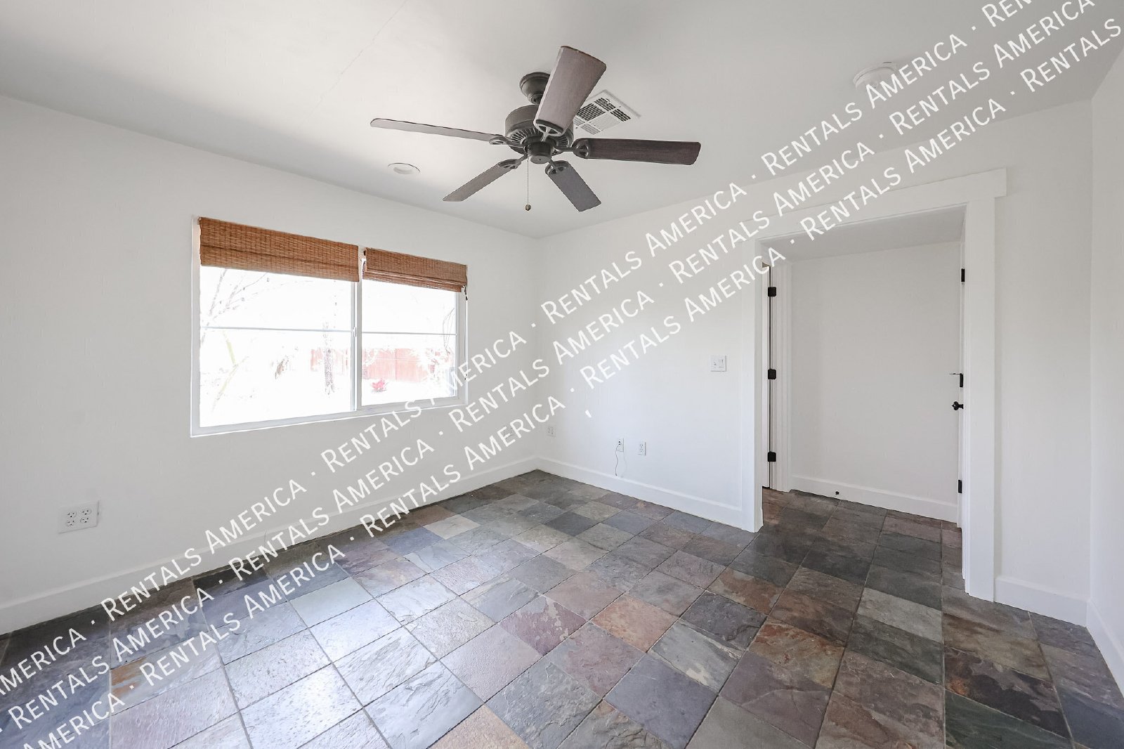 724 E Portland St property image