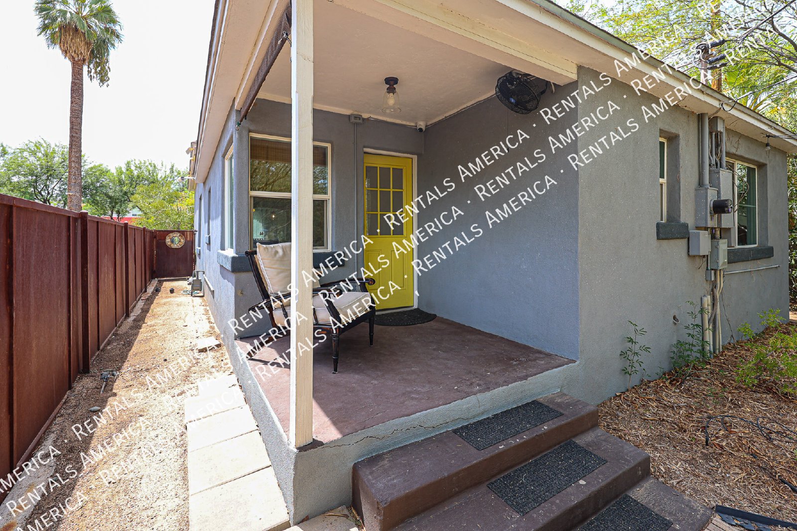 724 E Portland St property image