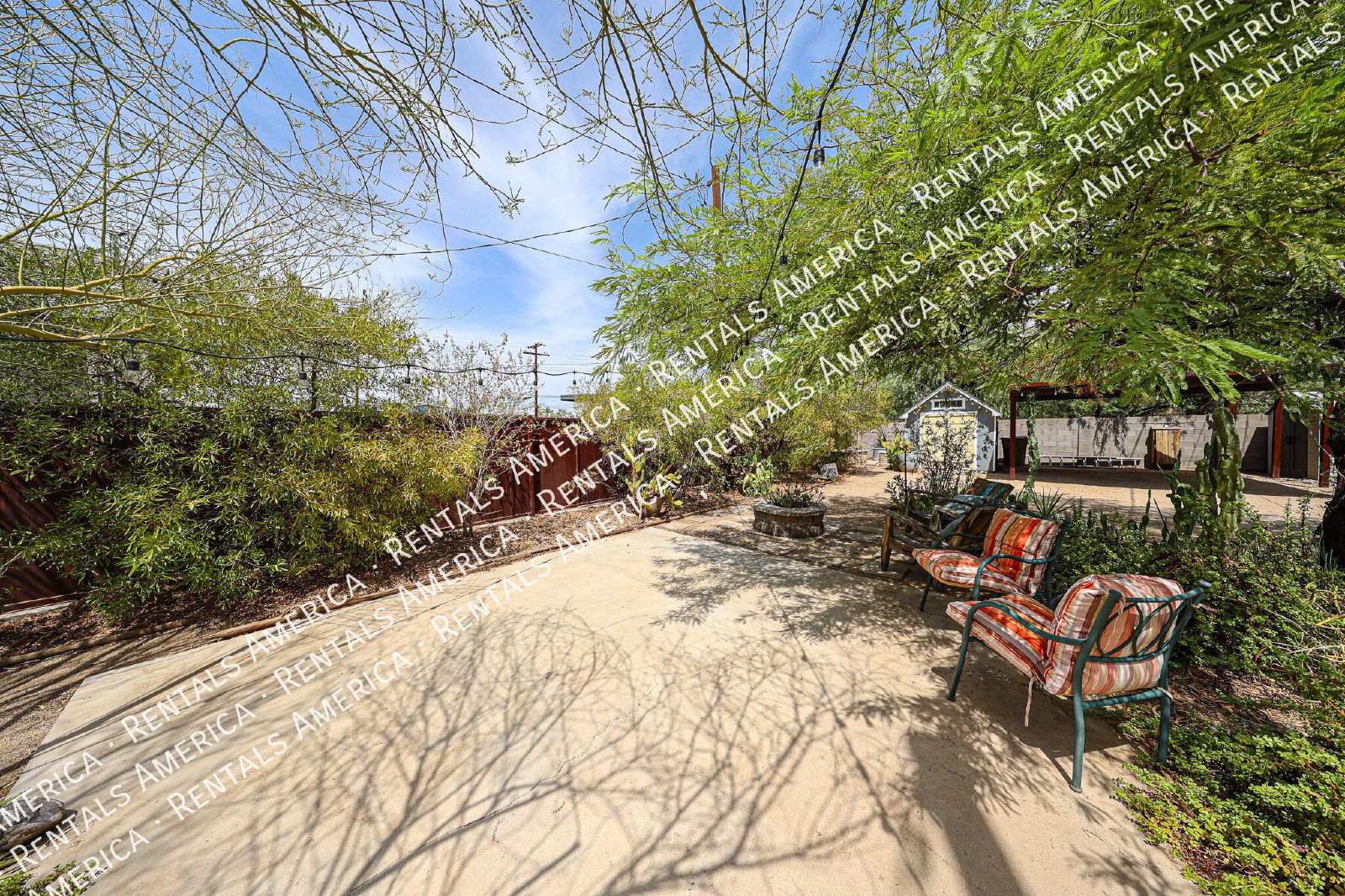 724 E Portland St property image