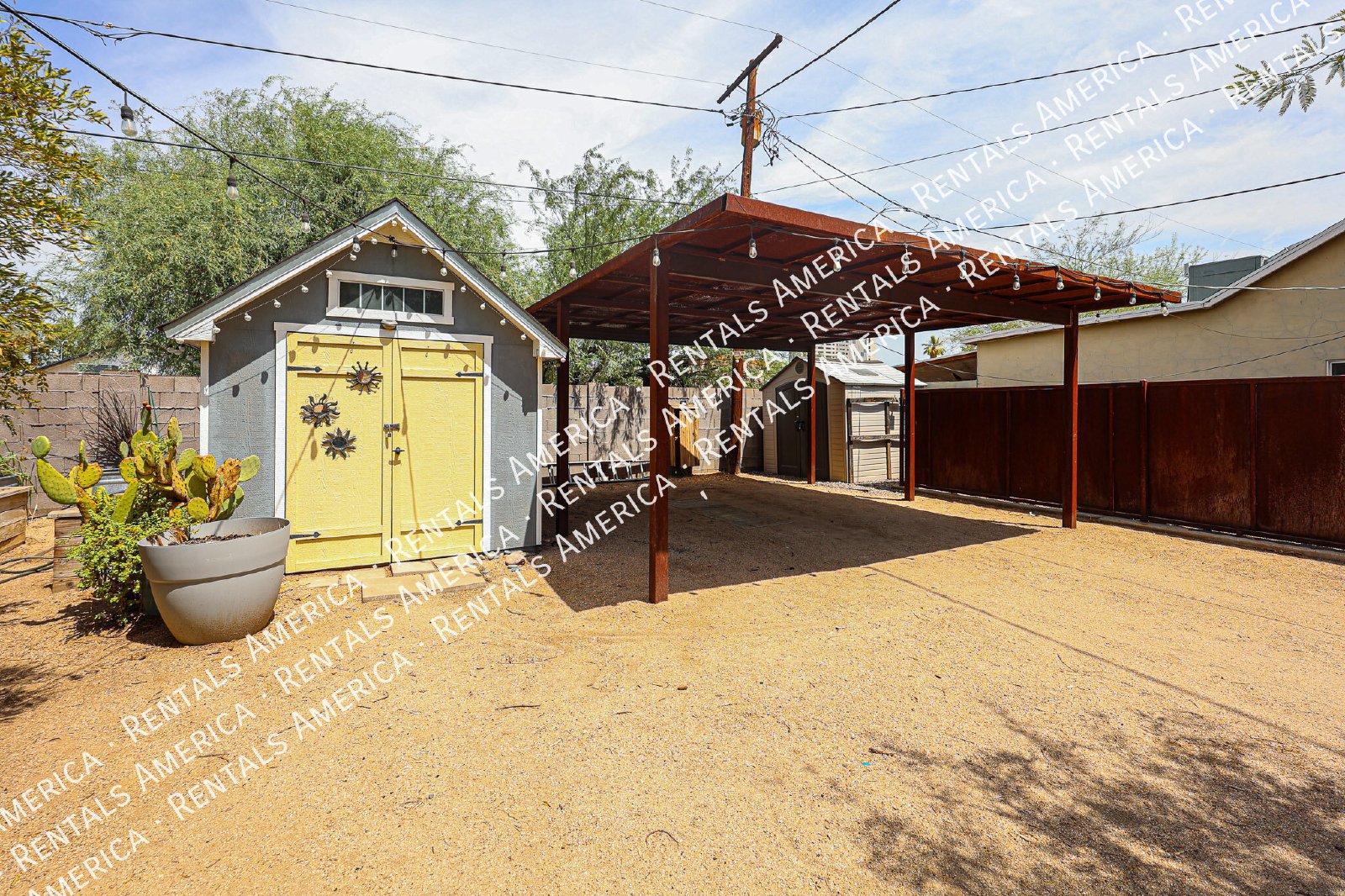 724 E Portland St property image