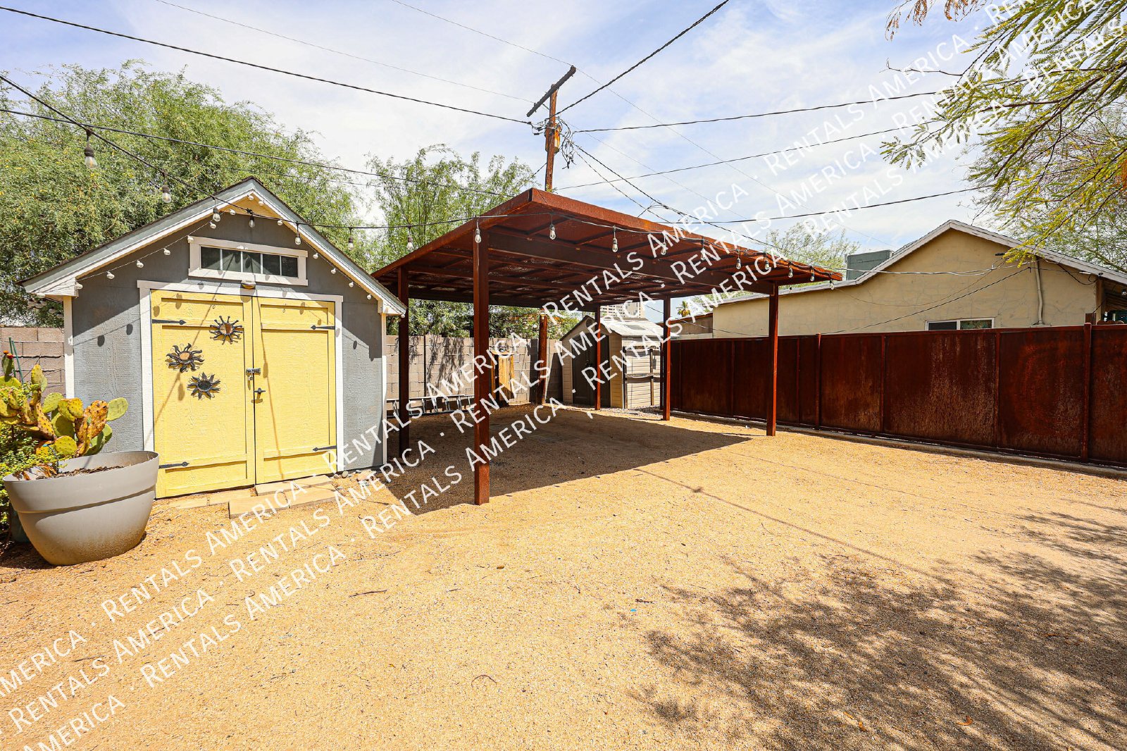 724 E Portland St property image