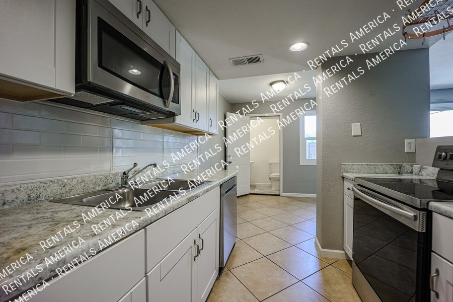 Nice Scottsdale Condo with Great Location! property image