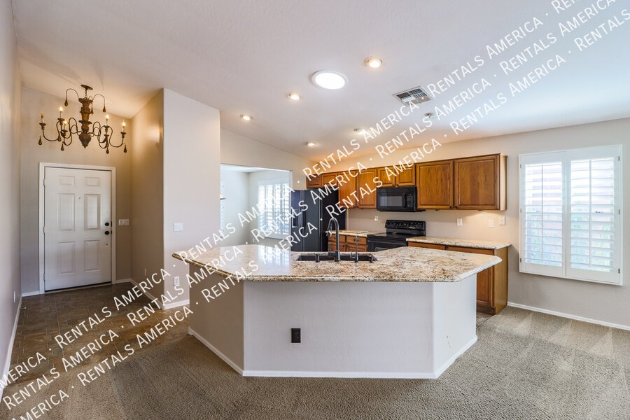 Queen Creek home on a golf course! property image
