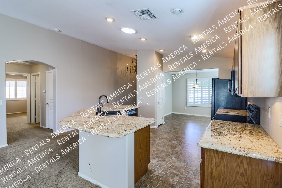 Queen Creek home on a golf course! property image
