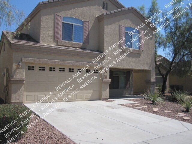 Spacious 4 Bd / 2.5 Ba home with large loft and a den!!! property image