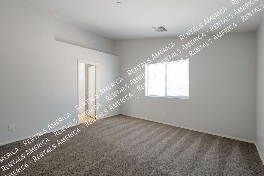 Cute & Bright 3 Bedrm in Florence! property image