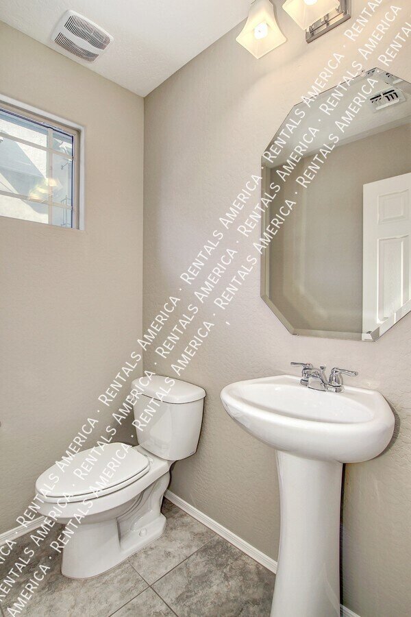 COMING SOON! 3BD  2.5 BA  W/ Loft & Bonus Room located in Vincenz! property image