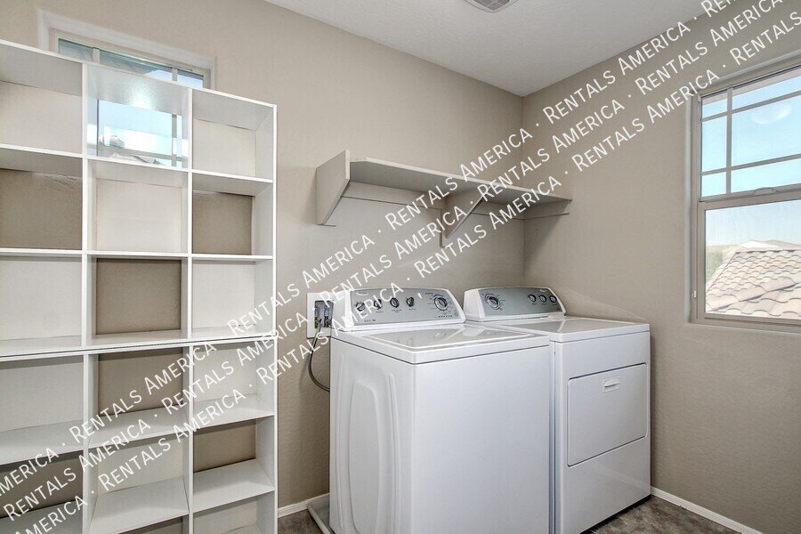COMING SOON! 3BD  2.5 BA  W/ Loft & Bonus Room located in Vincenz! property image
