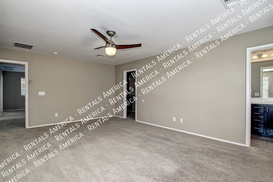 COMING SOON! 3BD  2.5 BA  W/ Loft & Bonus Room located in Vincenz! property image