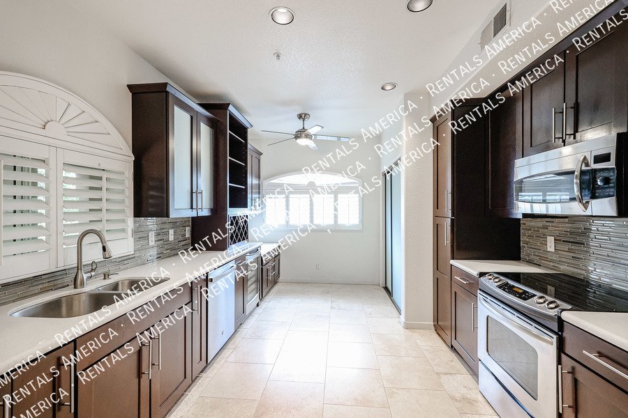 Amazing Condo in Via Royale @ McCormick Ranch property image