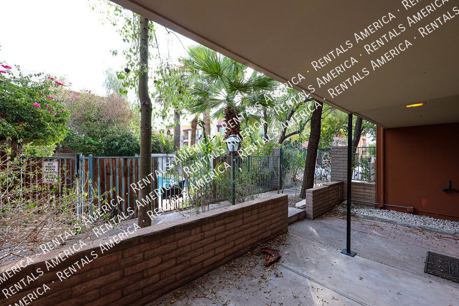 3 BEDROOM CONDO-HEART OF SCOTTSDALE property image