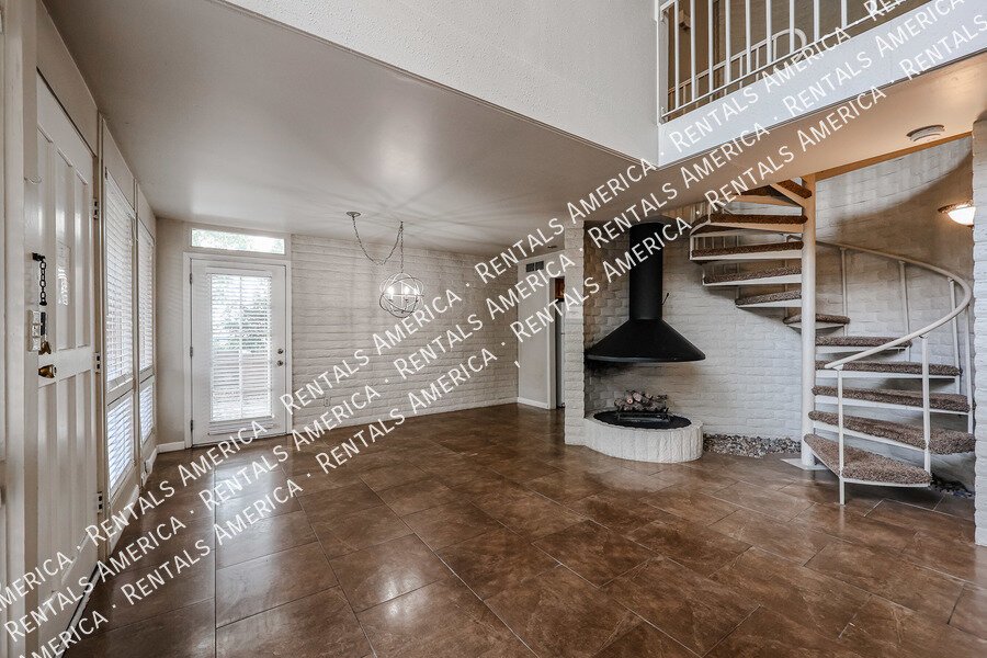 3 BEDROOM CONDO-HEART OF SCOTTSDALE property image