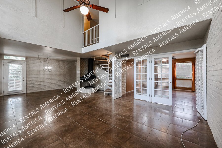 3 BEDROOM CONDO-HEART OF SCOTTSDALE property image