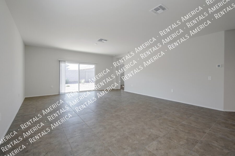 Move in Ready! & Special Offer! property image