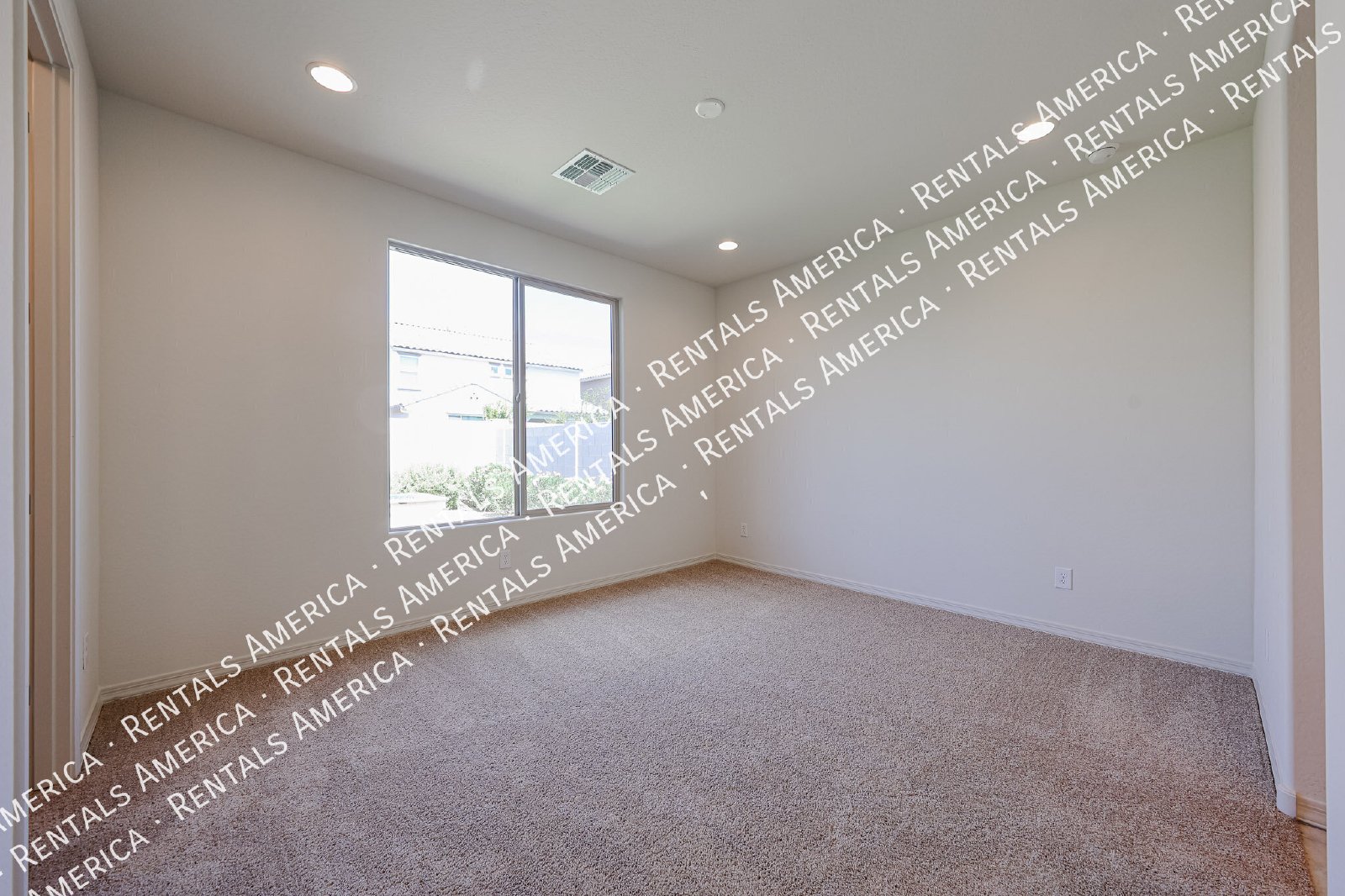 Stonehaven, 3-bedroom, 2 bath property image