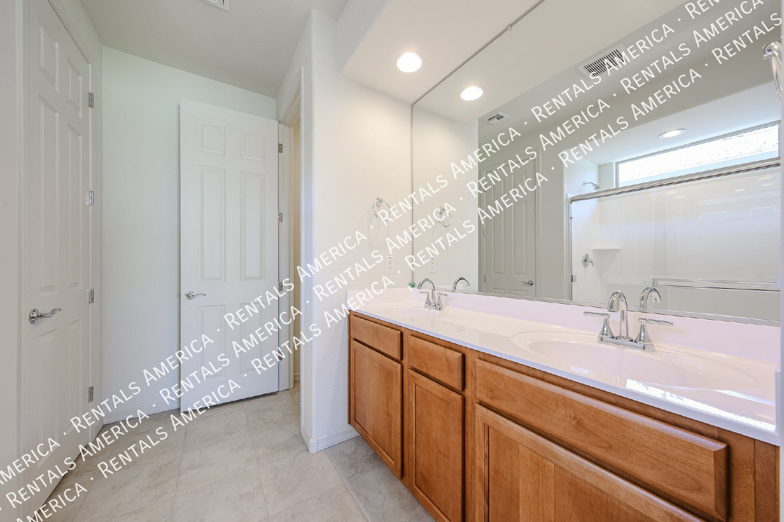 Stonehaven, 3-bedroom, 2 bath property image