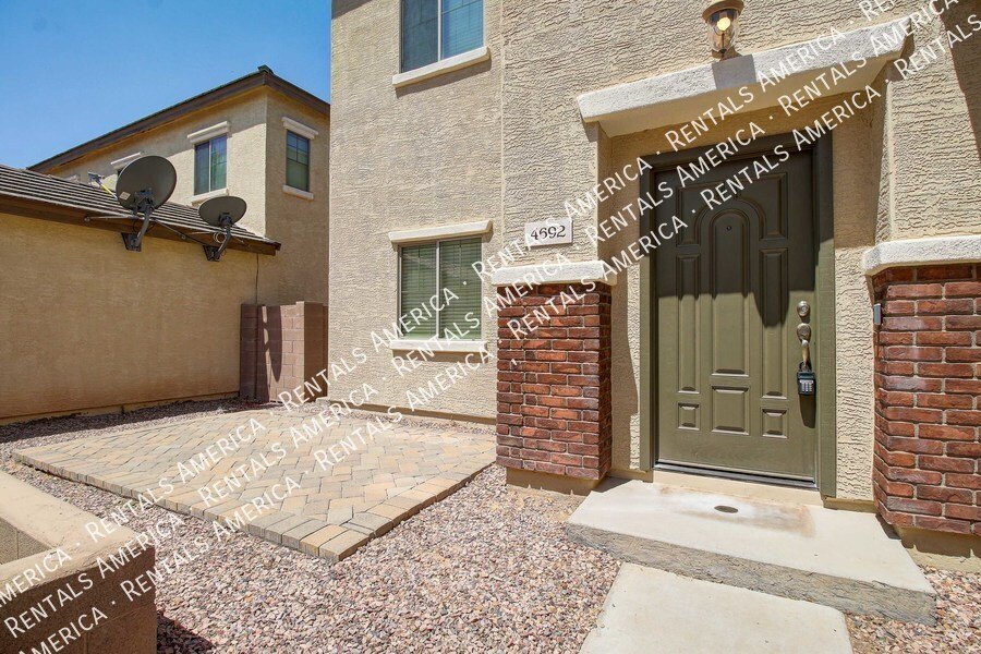 Wonderful 3 bedroom home with 2.5 baths!!! property image