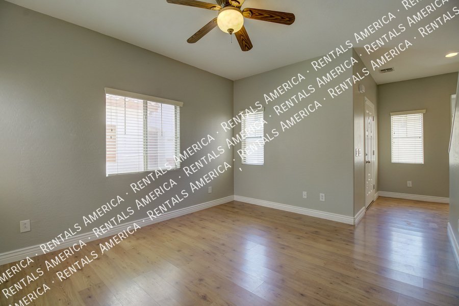 Wonderful 3 bedroom home with 2.5 baths!!! property image