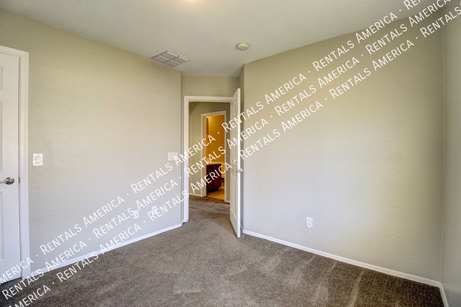 Wonderful 3 bedroom home with 2.5 baths!!! property image