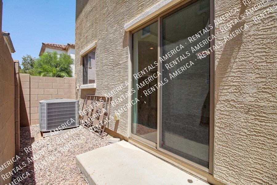 Wonderful 3 bedroom home with 2.5 baths!!! property image