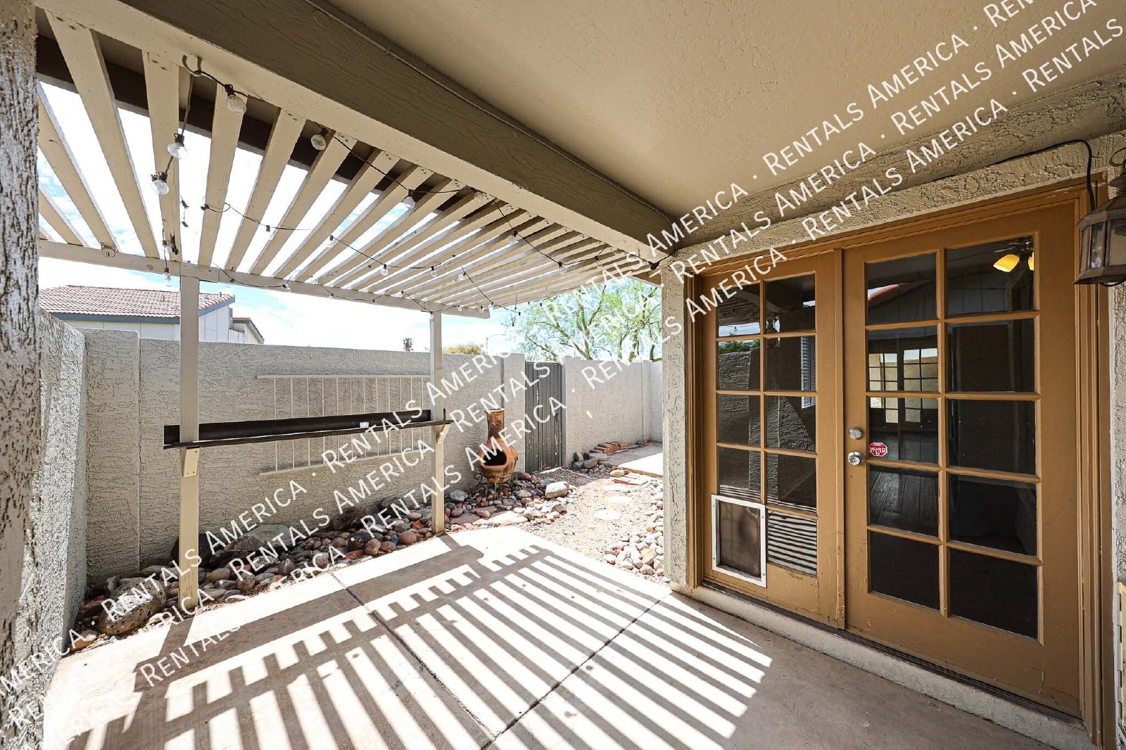Beautiful 3-Bedroom Townhome with Private Backyard & Community Pool! property image
