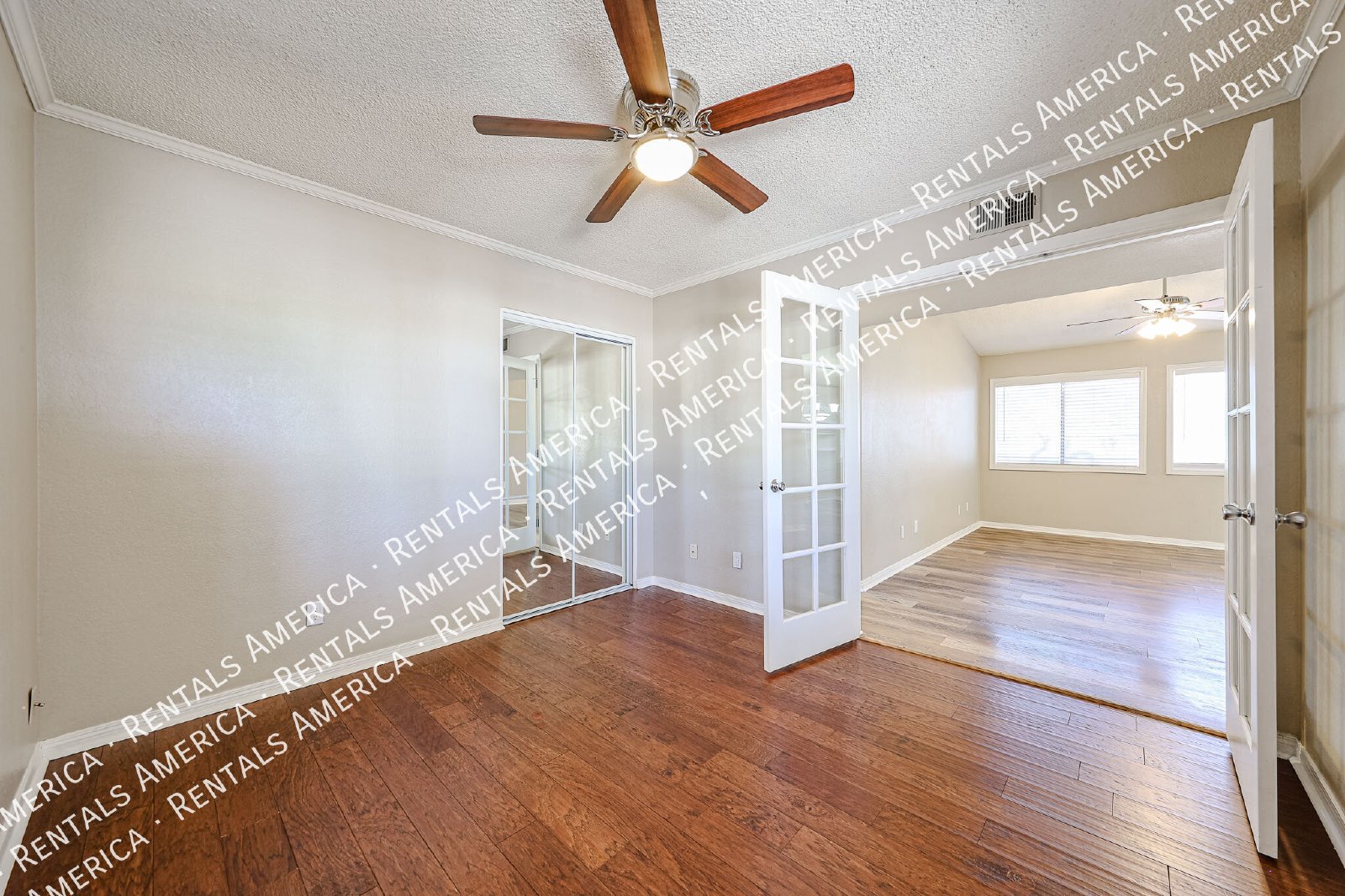 Beautiful 3-Bedroom Townhome with Private Backyard & Community Pool! property image