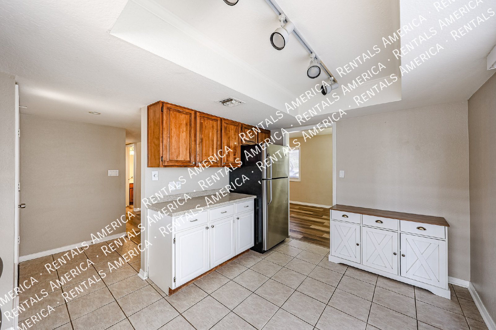 Beautiful 3-Bedroom Townhome with Private Backyard & Community Pool! property image