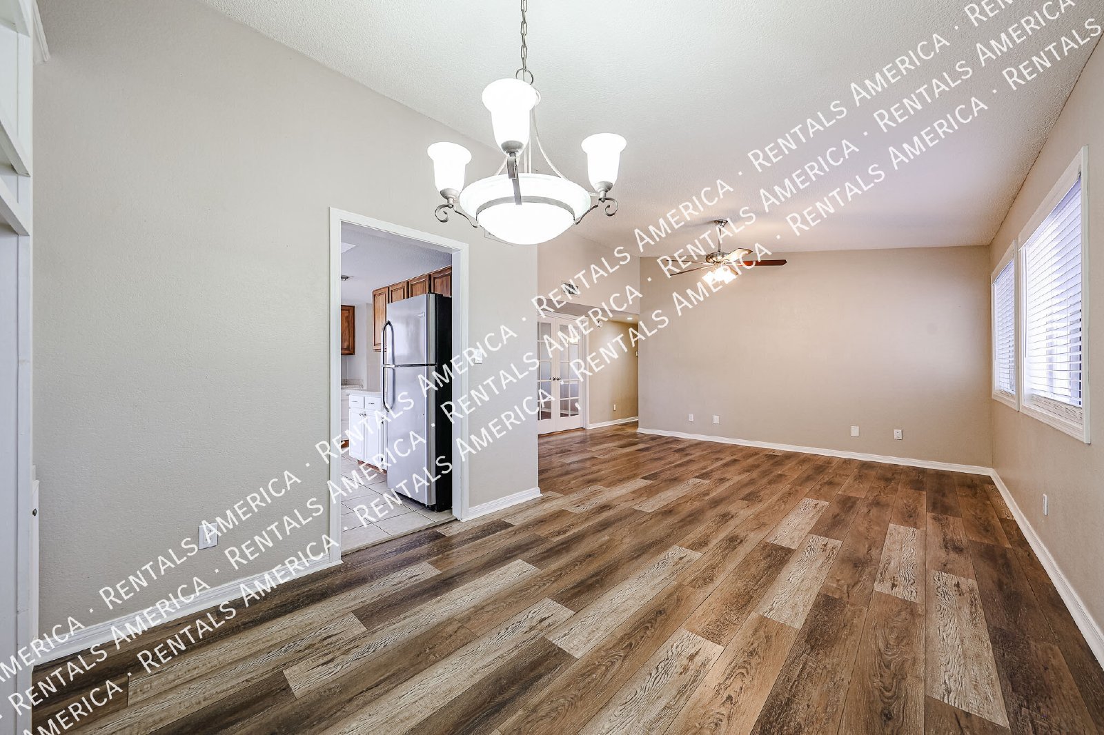 Beautiful 3-Bedroom Townhome with Private Backyard & Community Pool! property image