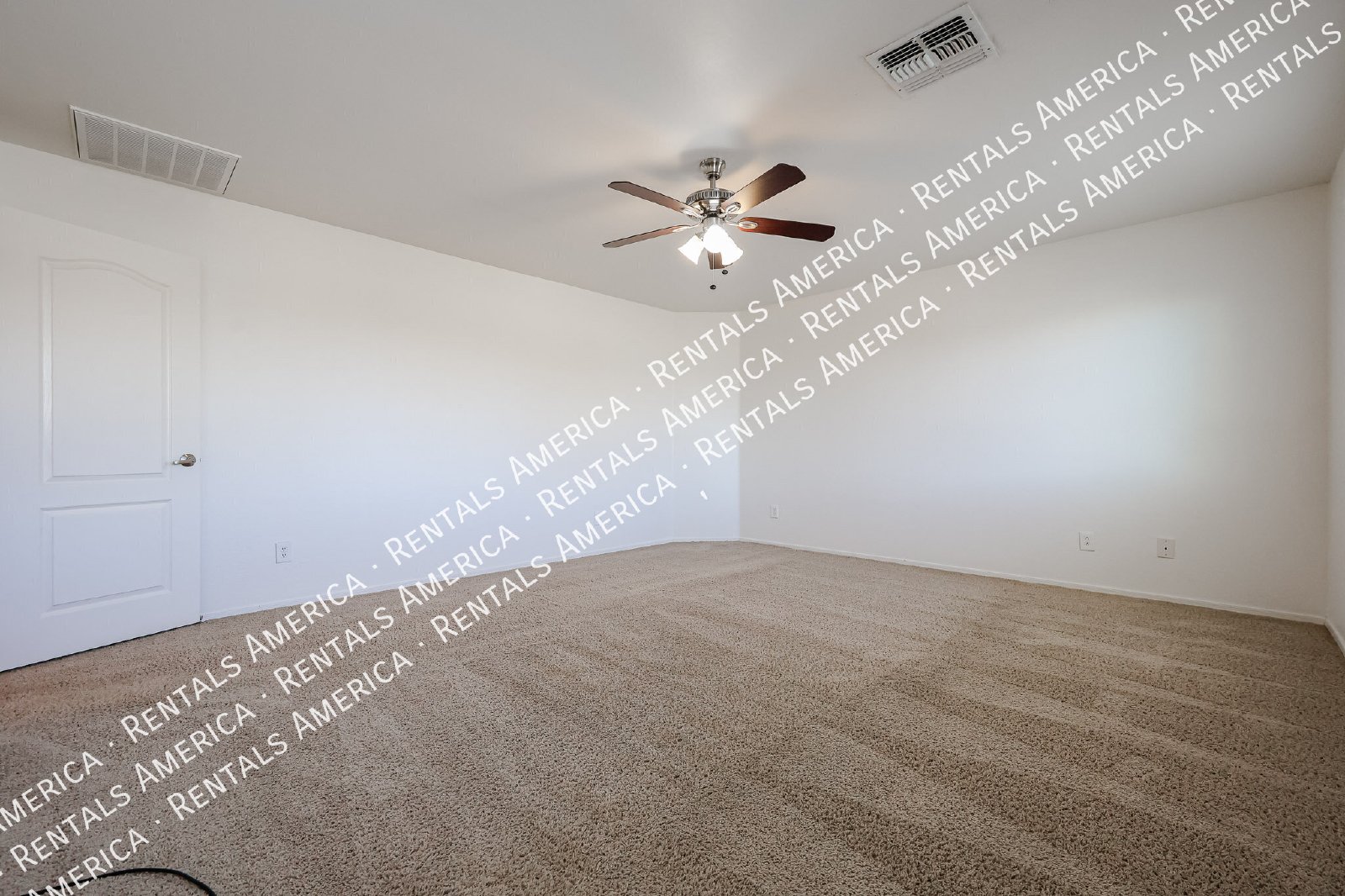 Large Home in Hastings Farms! property image