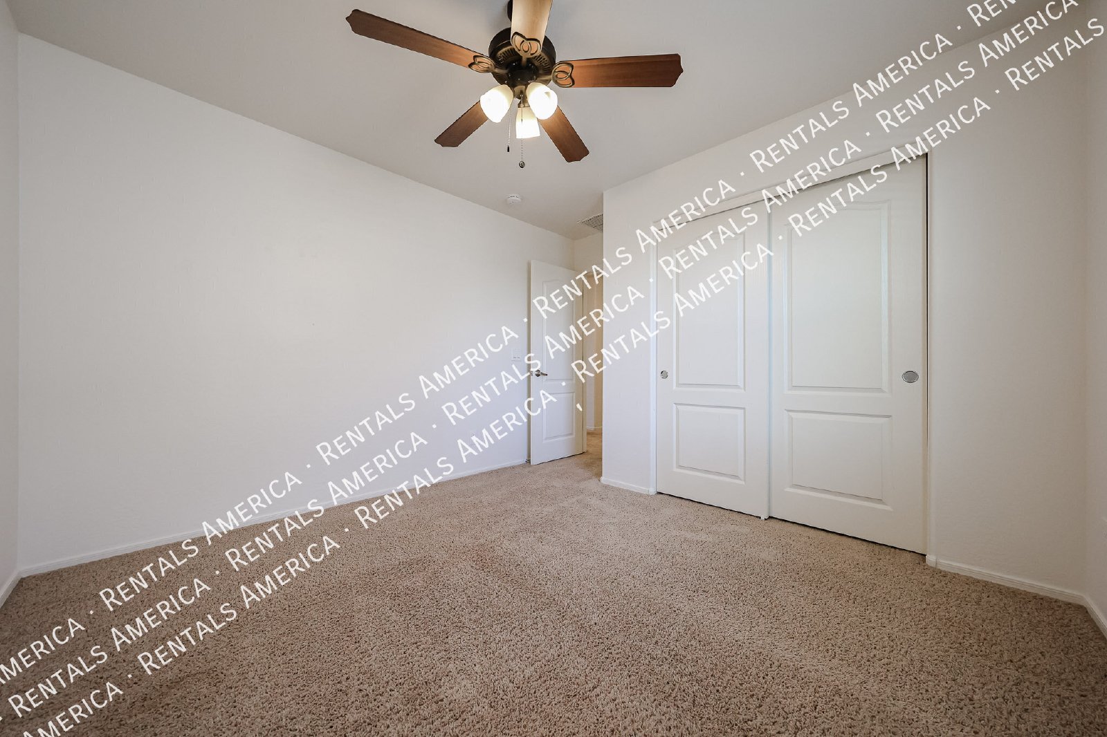 Large Home in Hastings Farms! property image