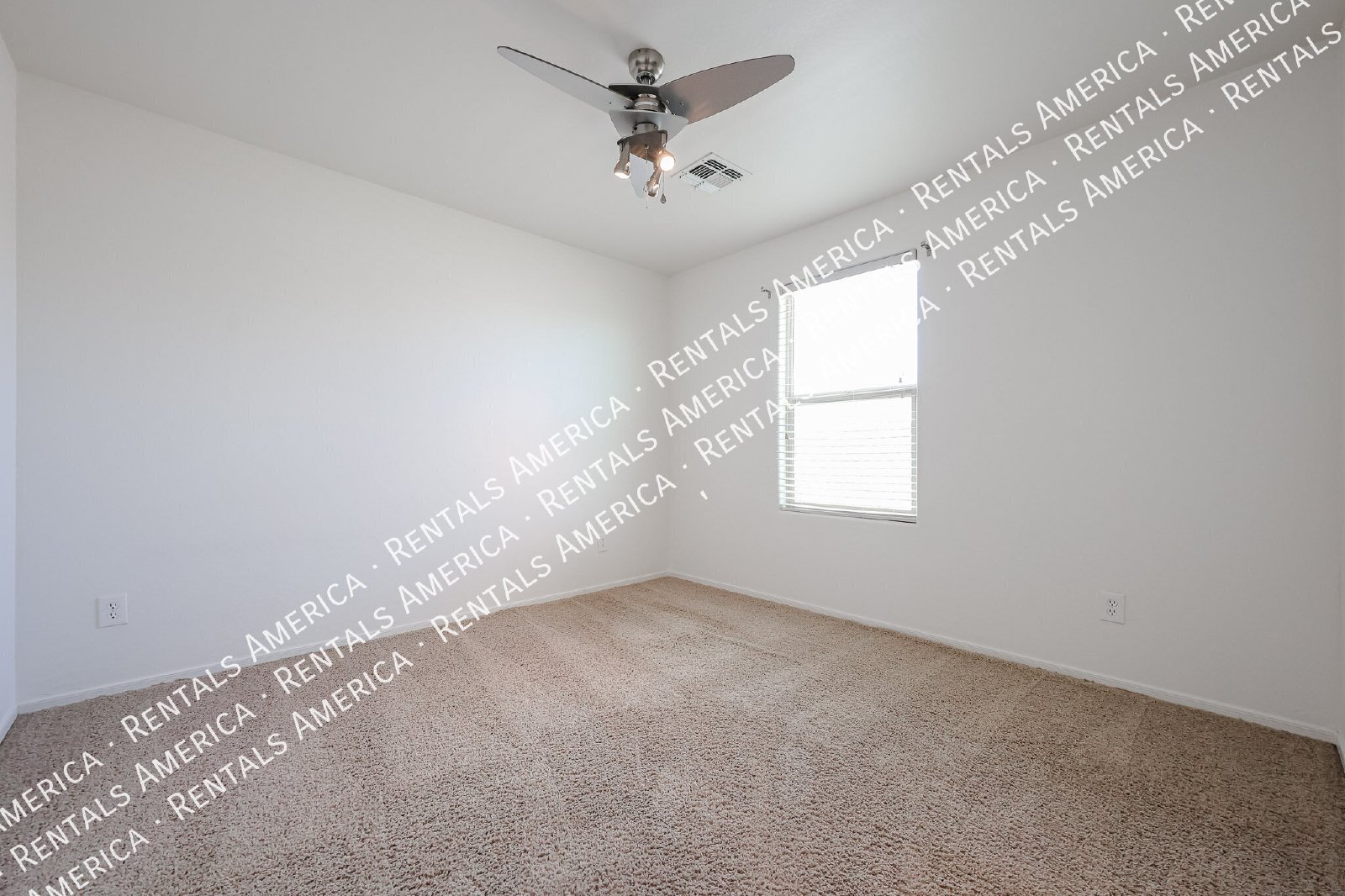 Large Home in Hastings Farms! property image