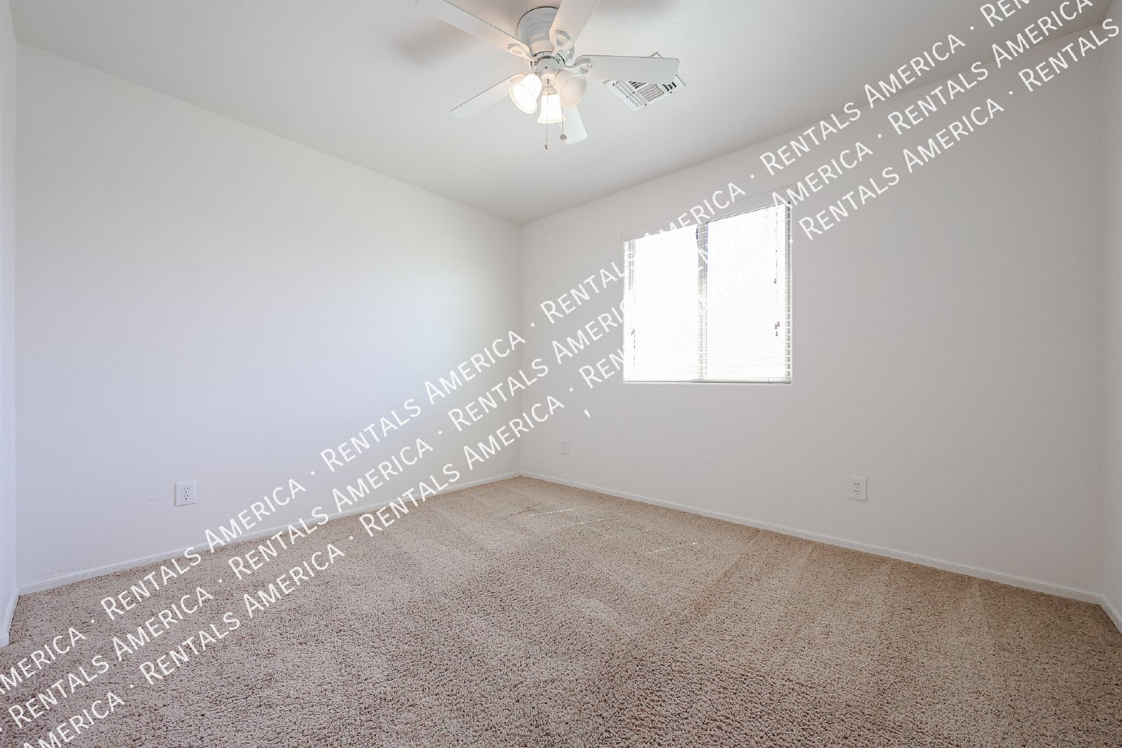 Large Home in Hastings Farms! property image