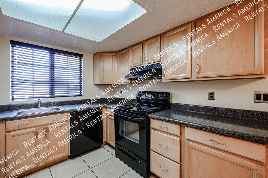 2 Bdrm Condo In Tempe in Great Location! property image