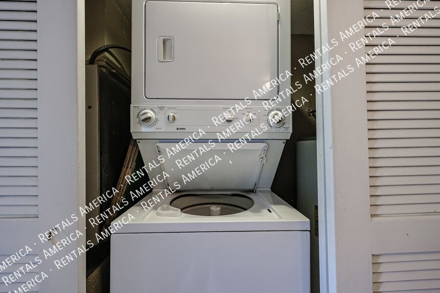 2 Bdrm Condo In Tempe in Great Location! property image