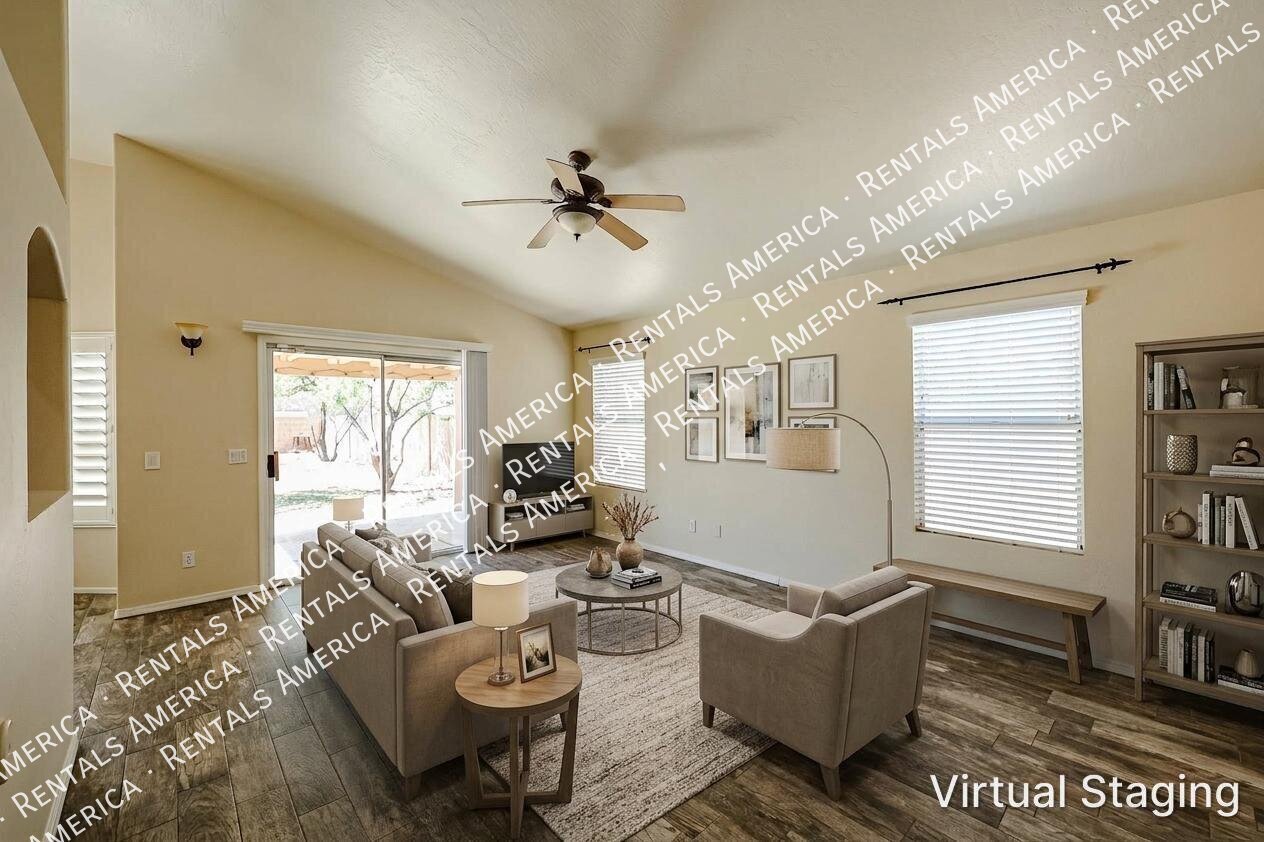 Beautiful 2 bedroom w/Den home, No HOA!  in Peoria! property image