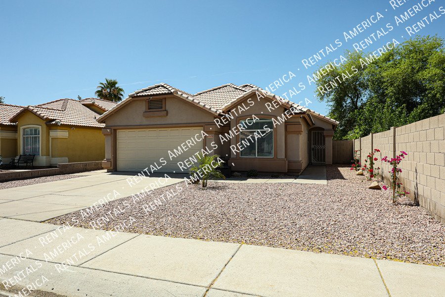 Beautiful 2 bedroom w/Den home, No HOA!  in Peoria! property image