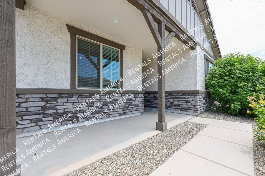 Breathtaking 4 bedroom! property image