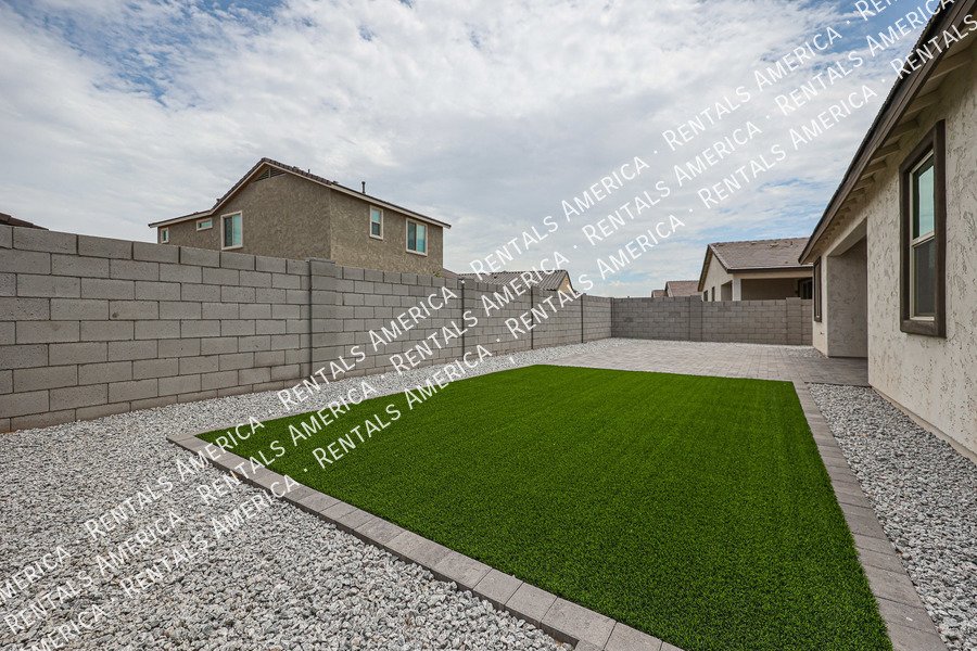 Breathtaking 4 bedroom! property image