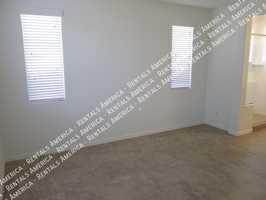 COMING SOON!  OCCUPIED!  GORGEOUS 4 BR OFF OF HIGLEY/WILLIAMS FIELD property image
