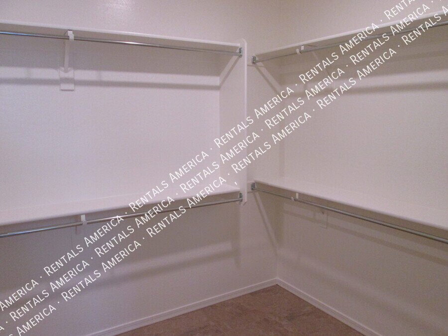 COMING SOON!  OCCUPIED!  GORGEOUS 4 BR OFF OF HIGLEY/WILLIAMS FIELD property image