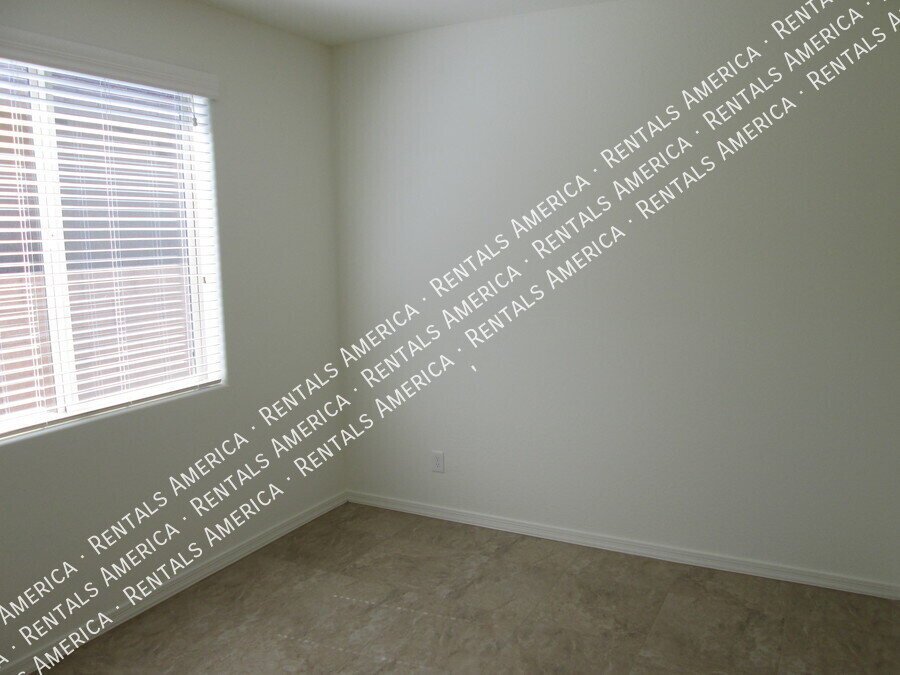 COMING SOON!  OCCUPIED!  GORGEOUS 4 BR OFF OF HIGLEY/WILLIAMS FIELD property image
