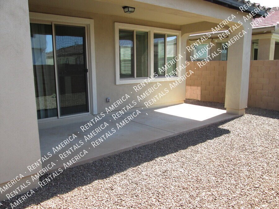 COMING SOON!  OCCUPIED!  GORGEOUS 4 BR OFF OF HIGLEY/WILLIAMS FIELD property image