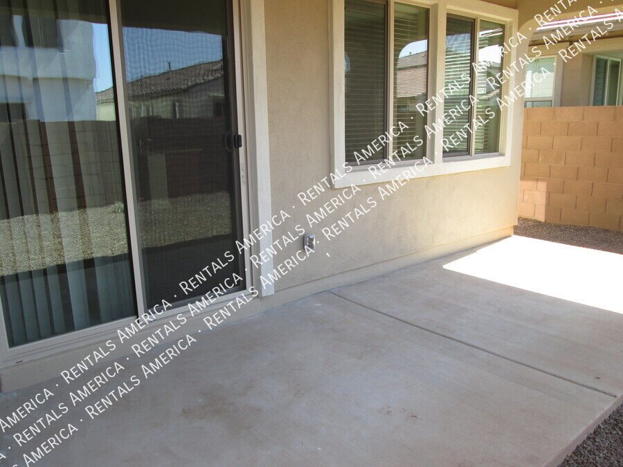 COMING SOON!  OCCUPIED!  GORGEOUS 4 BR OFF OF HIGLEY/WILLIAMS FIELD property image