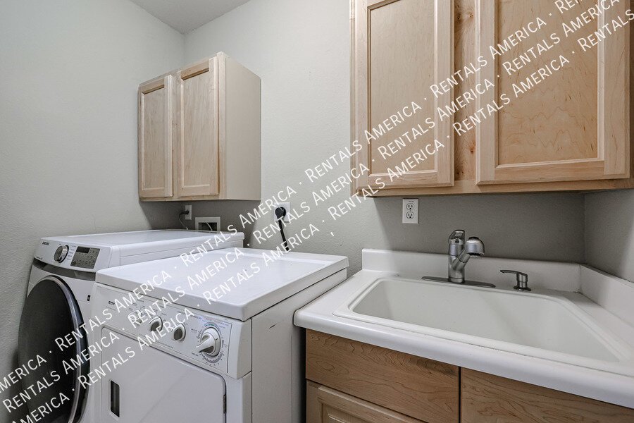 COMING SOON!  OCCUPIED!  Remarkable 3 Bedrm in Tatum Highlands property image
