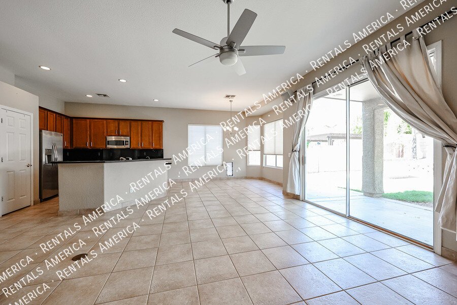 COMING SOON!  OCCUPIED!  Remarkable 3 Bedrm in Tatum Highlands property image