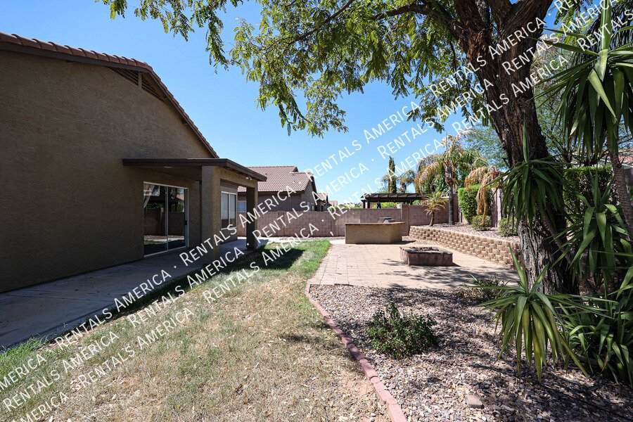 COMING SOON!  OCCUPIED!  Remarkable 3 Bedrm in Tatum Highlands property image