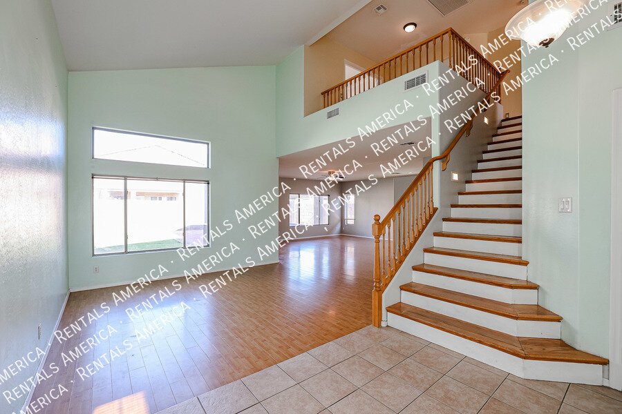 COMING SOON!  OCCUPIED!  SPACIOUS 3 BEDROOM IN TOLLESON property image
